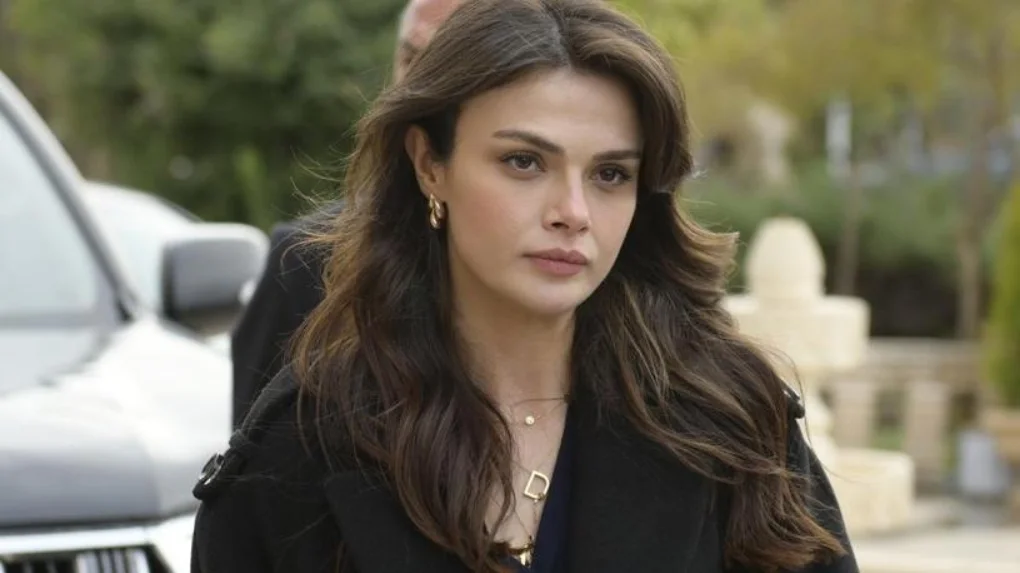 Sinem Ünsal Boyu, Kilosu, Yaşı, Eşi ve Biyografisi